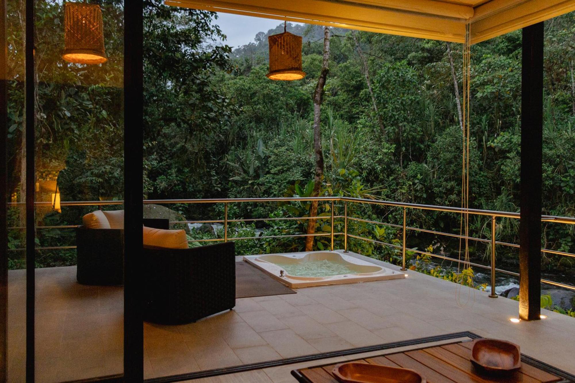 Mindo Garden Lodge And Wildlife Reserve Экстерьер фото